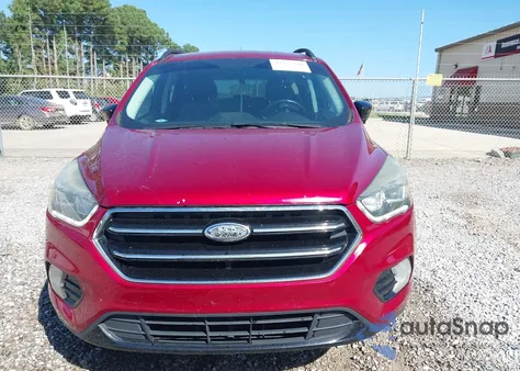 2017 Ford Escape Se z USA, uszkodzony, nr VIN 1FMCU0GD1HUD09289